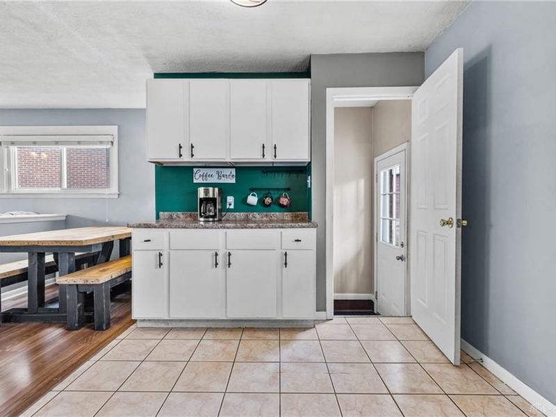 8608 Dundalk Court, Deer Park, OH 45236 Photo 18