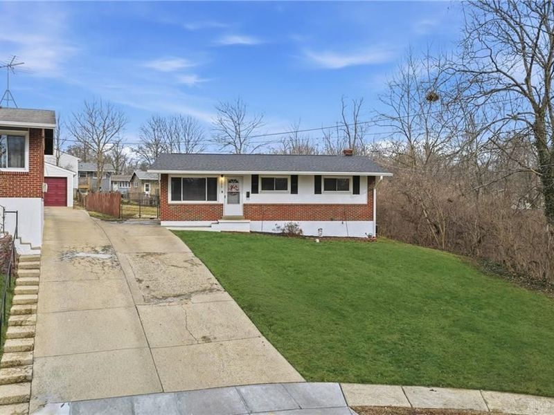 8608 Dundalk Court, Deer Park, OH 45236 Photo 5