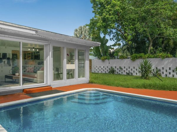 842 SW 11th Court, Fort Lauderdale, FL 33315