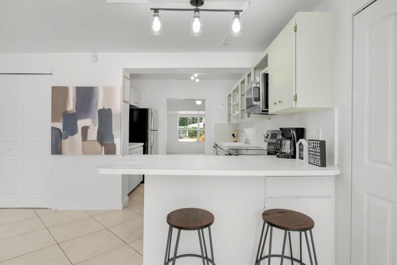 842 SW 11th Court, Fort Lauderdale, FL 33315 Photo