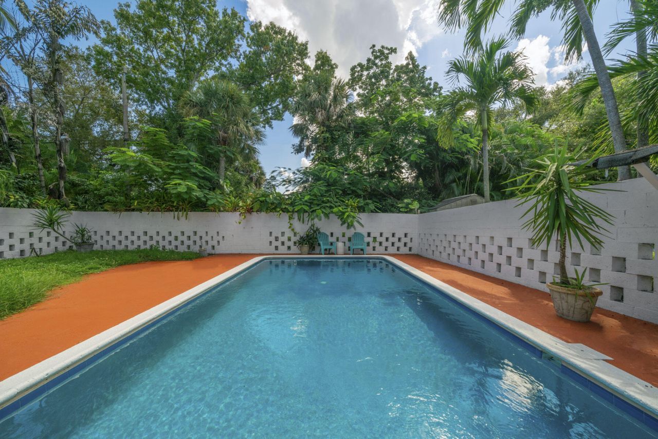 842 SW 11th Court, Fort Lauderdale, FL 33315 Photo