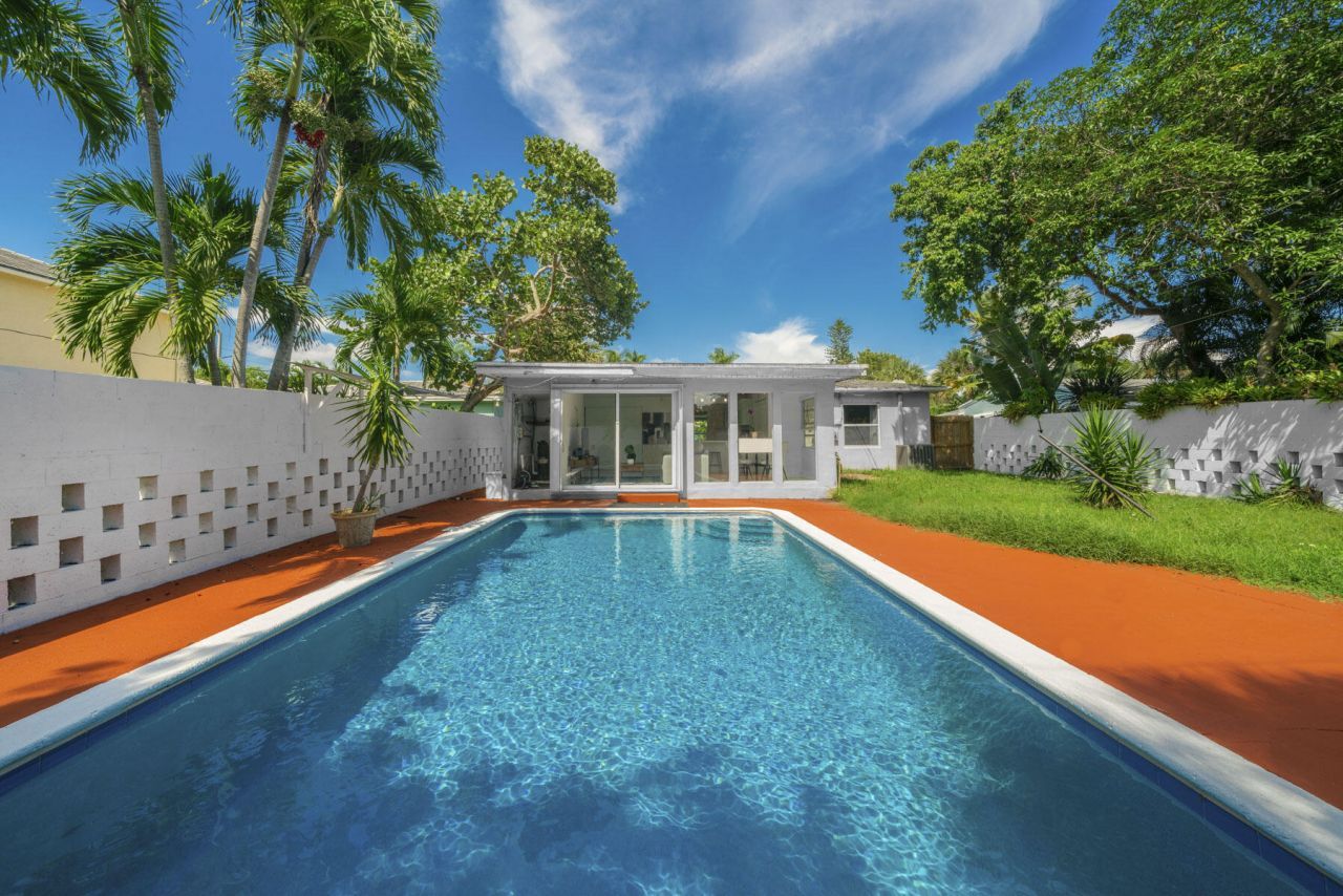 842 SW 11th Court, Fort Lauderdale, FL 33315 Photo