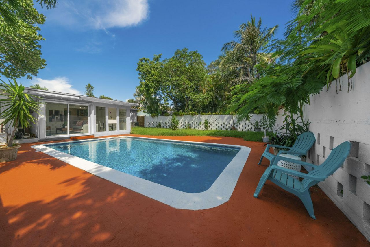 842 SW 11th Court, Fort Lauderdale, FL 33315 Photo