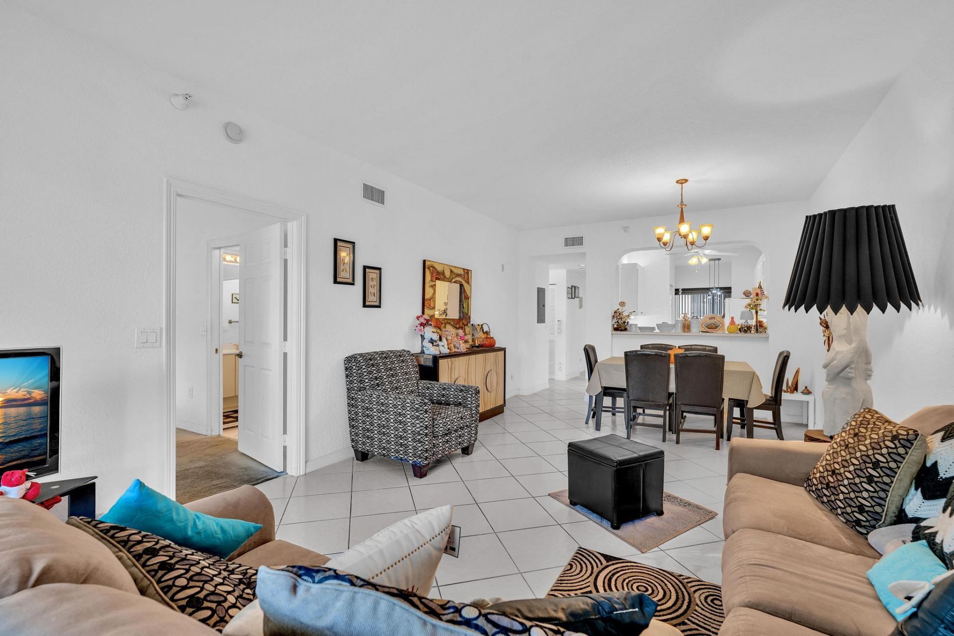 7623 Southampton Terrace, Unit 211, Tamarac, FL 33321 Photo