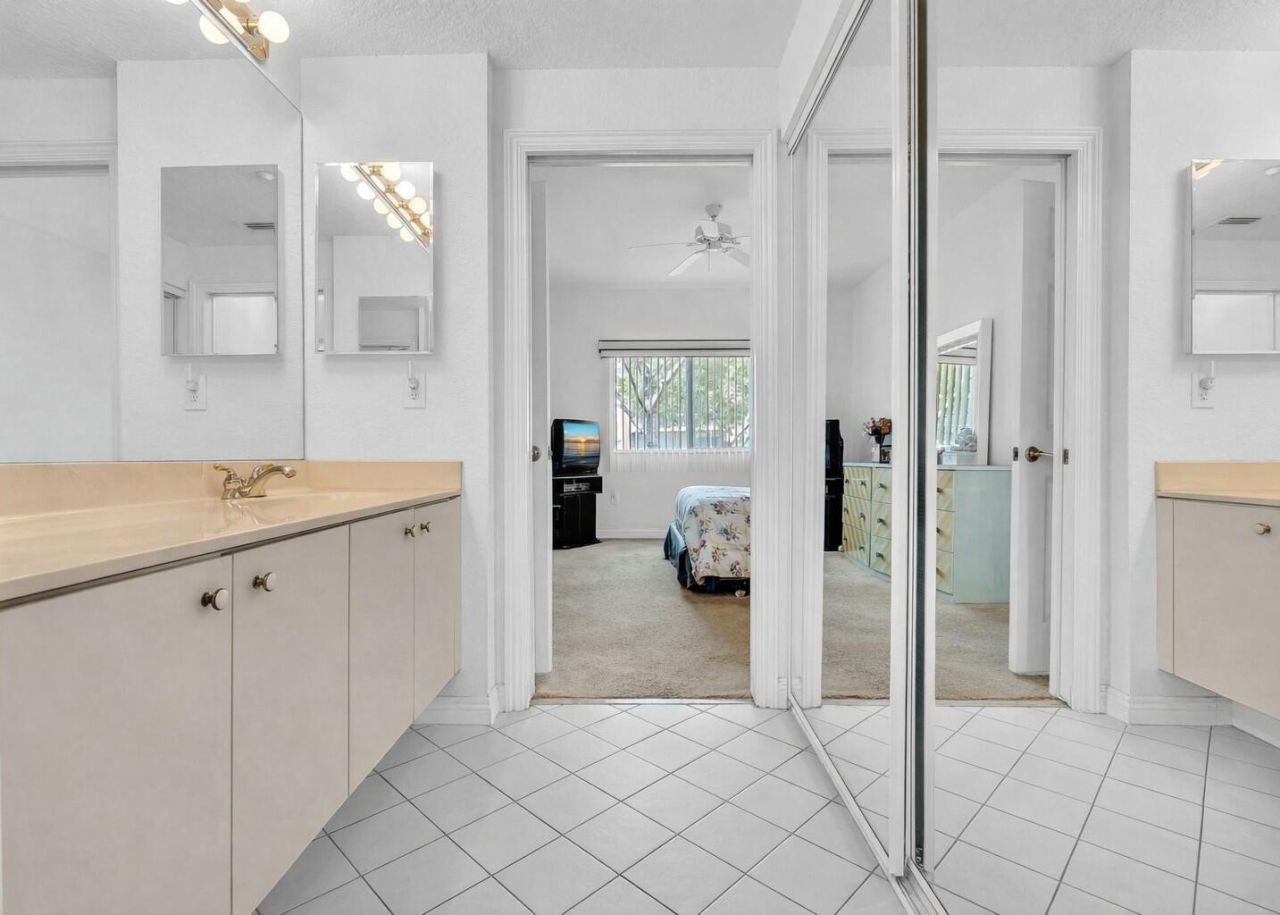 7623 Southampton Terrace, Unit 211, Tamarac, FL 33321 Photo