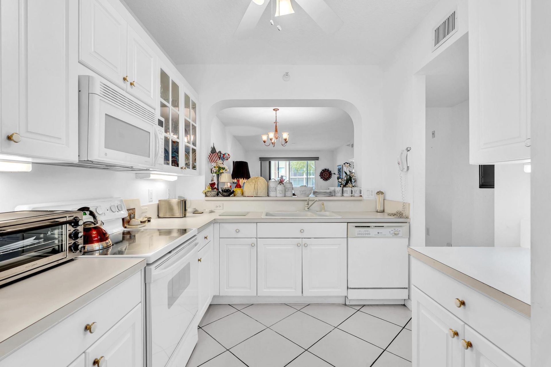 7623 Southampton Terrace, Unit 211, Tamarac, FL 33321 Photo