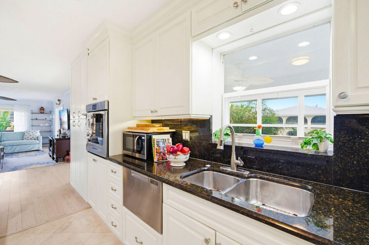 29653 Saratoga Avenue, Big Pine Key, FL 33043 Photo