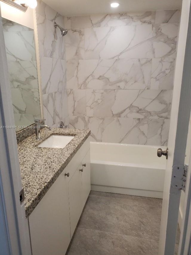 3238 NW 102nd Ter , Unit 208-F, Coral Springs, FL 33065 Photo