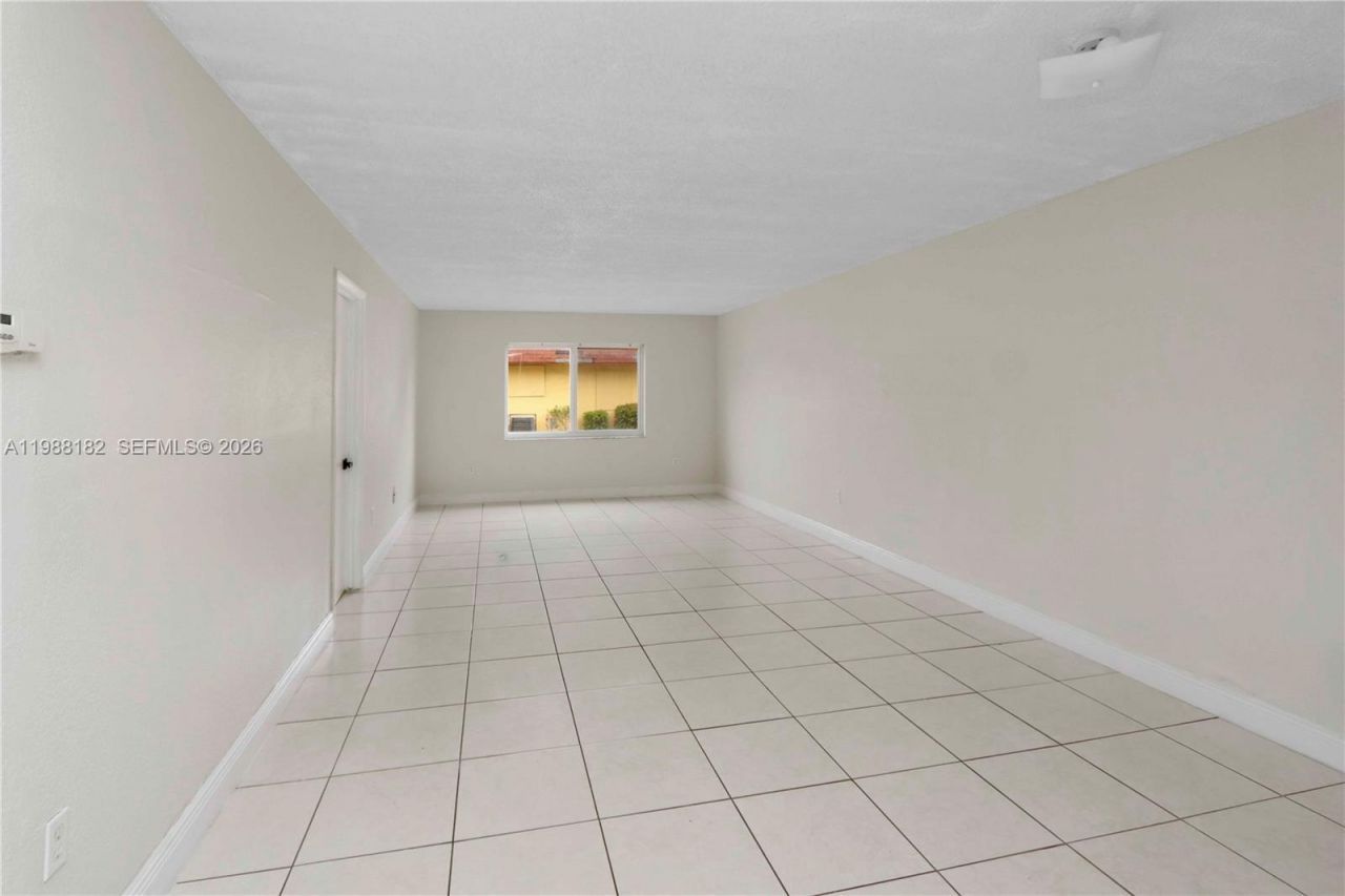 505 NW 177th St , Unit 126, Miami Gardens, FL 33169 Photo