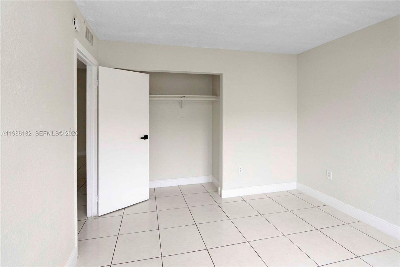505 NW 177th St , Unit 126, Miami Gardens, FL 33169 Photo
