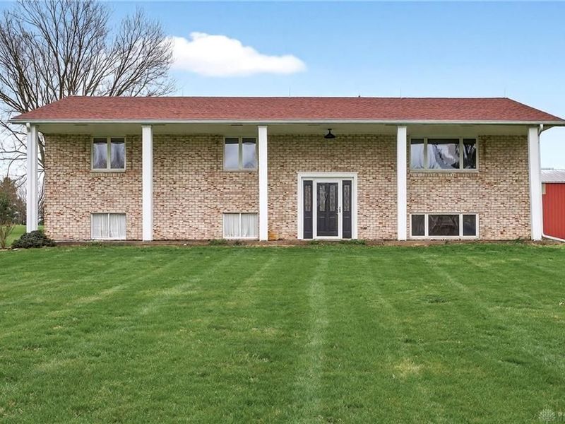 543 W Krepps Road, Spring Valley Township, OH 45385 Photo 1