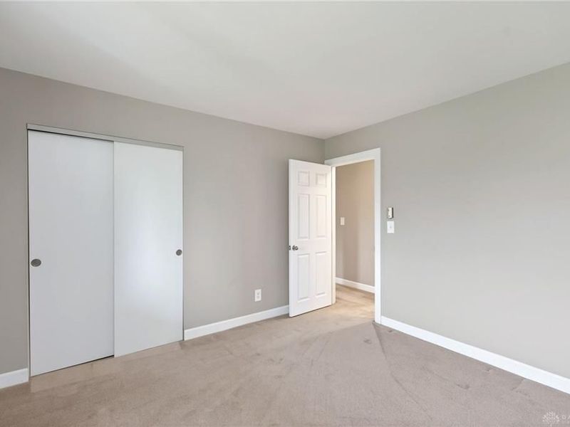 543 W Krepps Road, Spring Valley Township, OH 45385 Photo 23