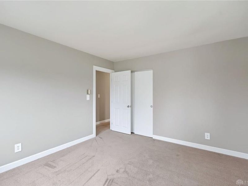 543 W Krepps Road, Spring Valley Township, OH 45385 Photo 25