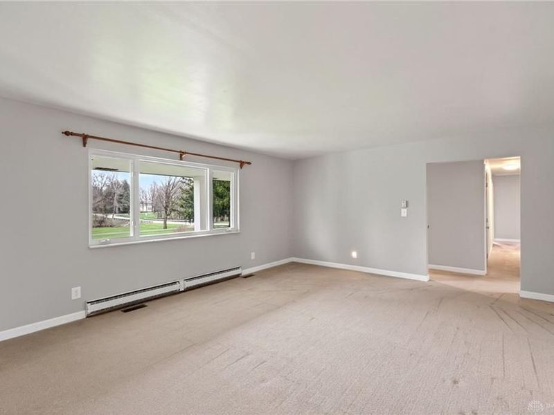 543 W Krepps Road, Spring Valley Township, OH 45385 Photo 7