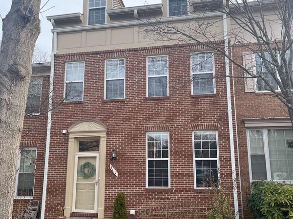 6117 DONIVAL SQUARE , ALEXANDRIA, VA 22315