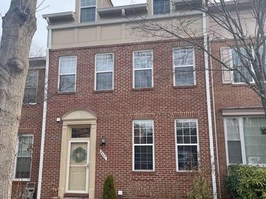 6117 DONIVAL SQUARE, ALEXANDRIA, VA 22315