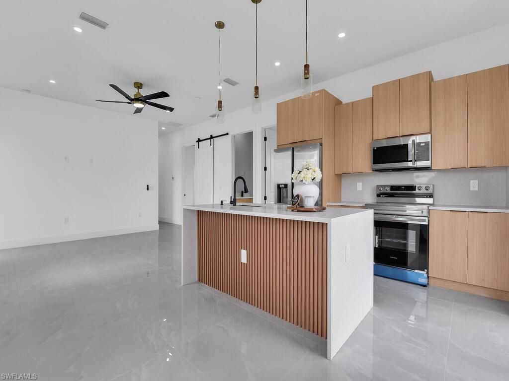 380 Cratsley Ave S, Lehigh Acres, FL 33974 Photo