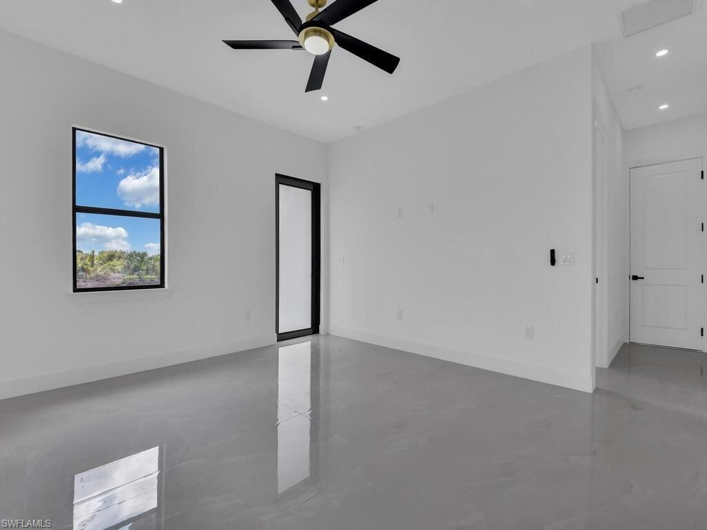 380 Cratsley Ave S, Lehigh Acres, FL 33974 Photo