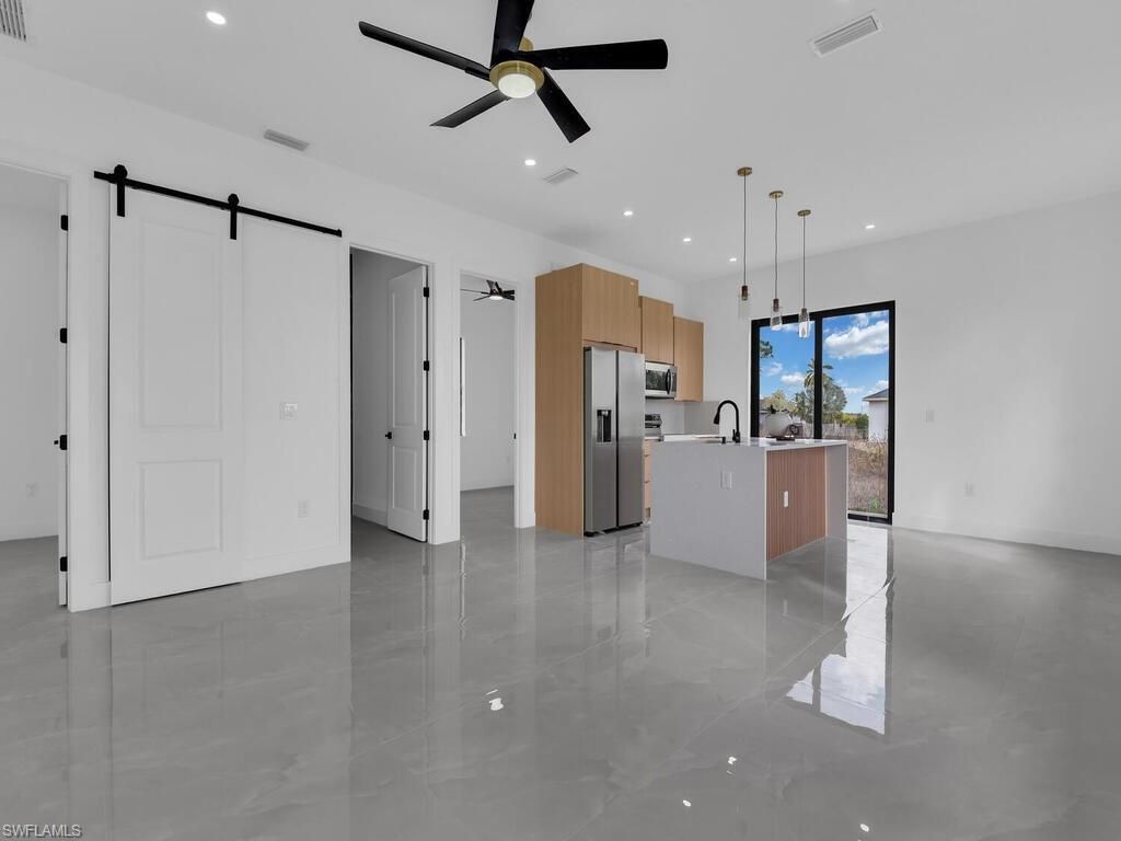 380 Cratsley Ave S, Lehigh Acres, FL 33974 Photo