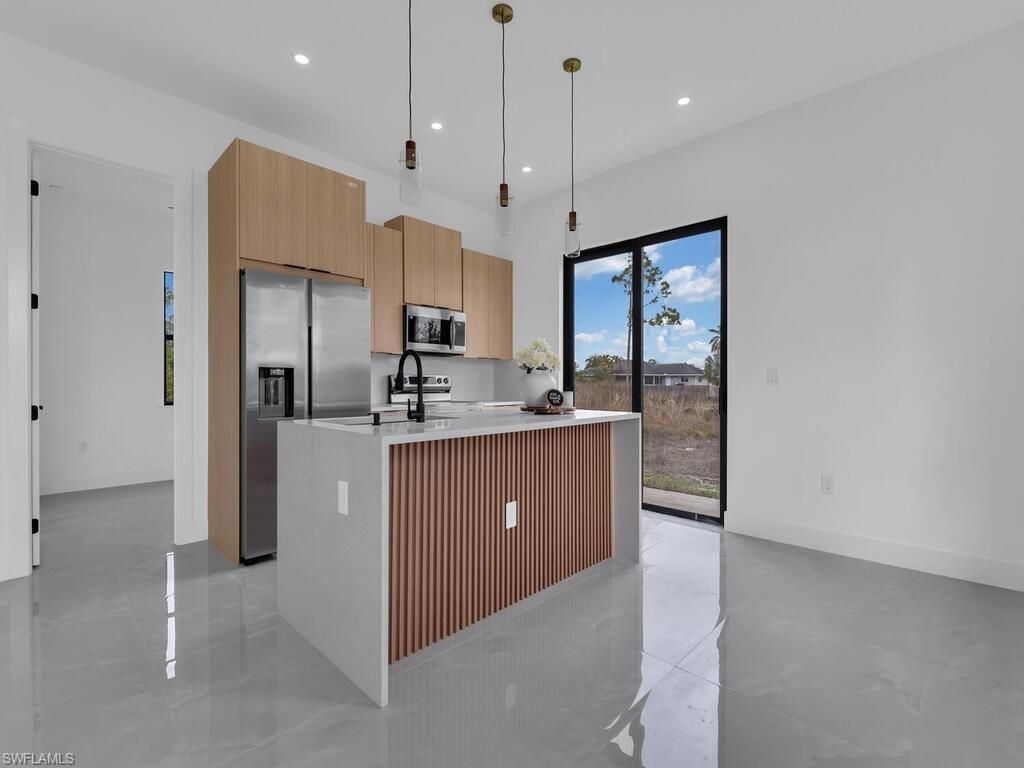 380 Cratsley Ave S, Lehigh Acres, FL 33974 Photo