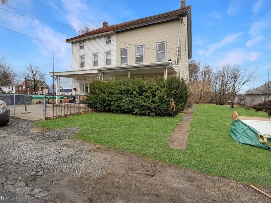 1718 Kohl, Philadelphia, PA 19115 Main Photo