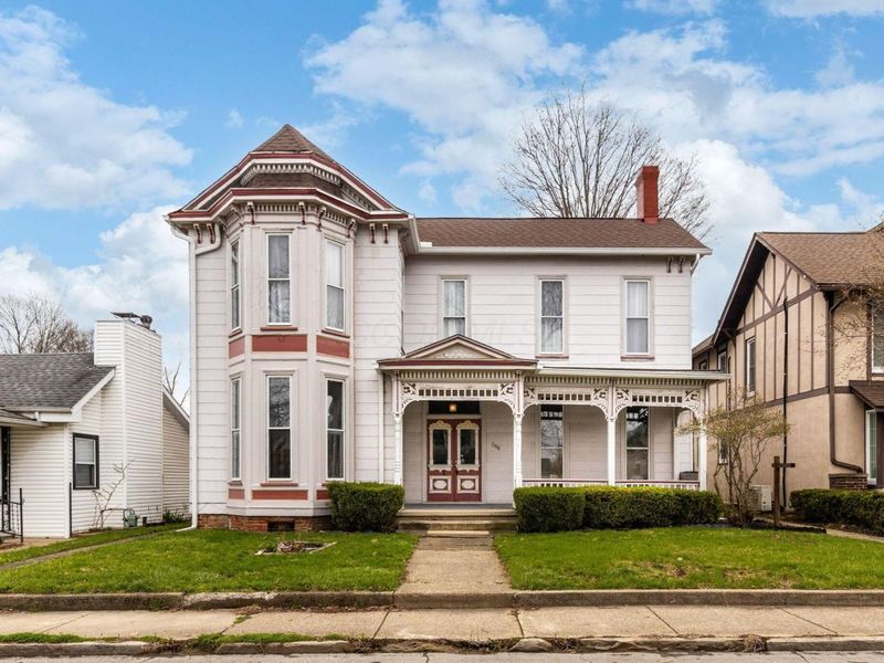 208 N Scioto Street, Circleville, OH 43113 Photo 1