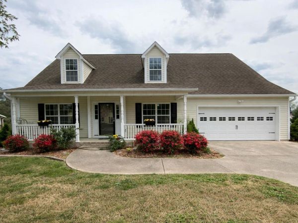 185 Cornerstone Drive, Ringgold, GA 30736