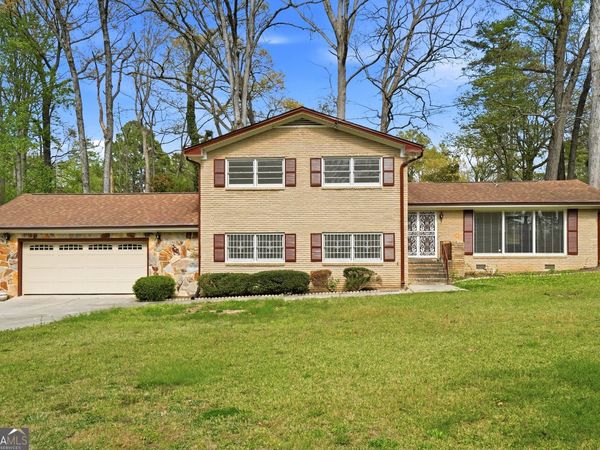 340 SW Lisa Court, Atlanta, GA 30311