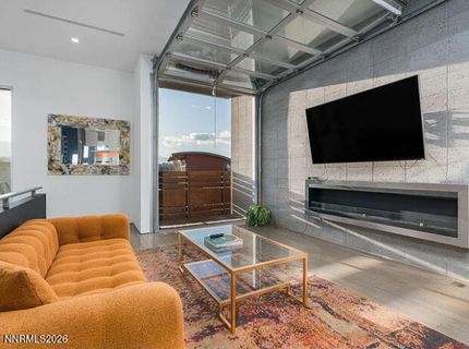 860 S Center Street, Reno, NV 89501 Photo