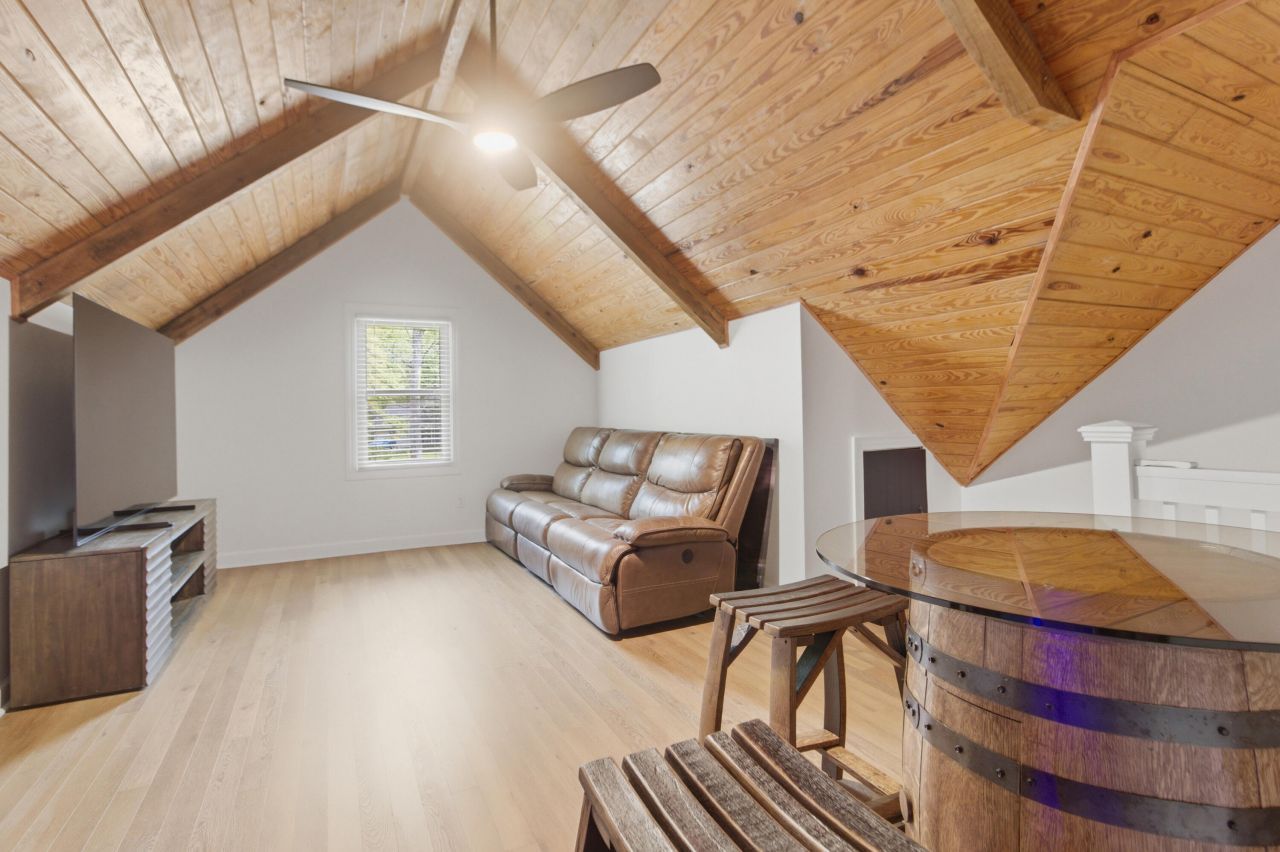 101 Huckleberry Lane Photo 24