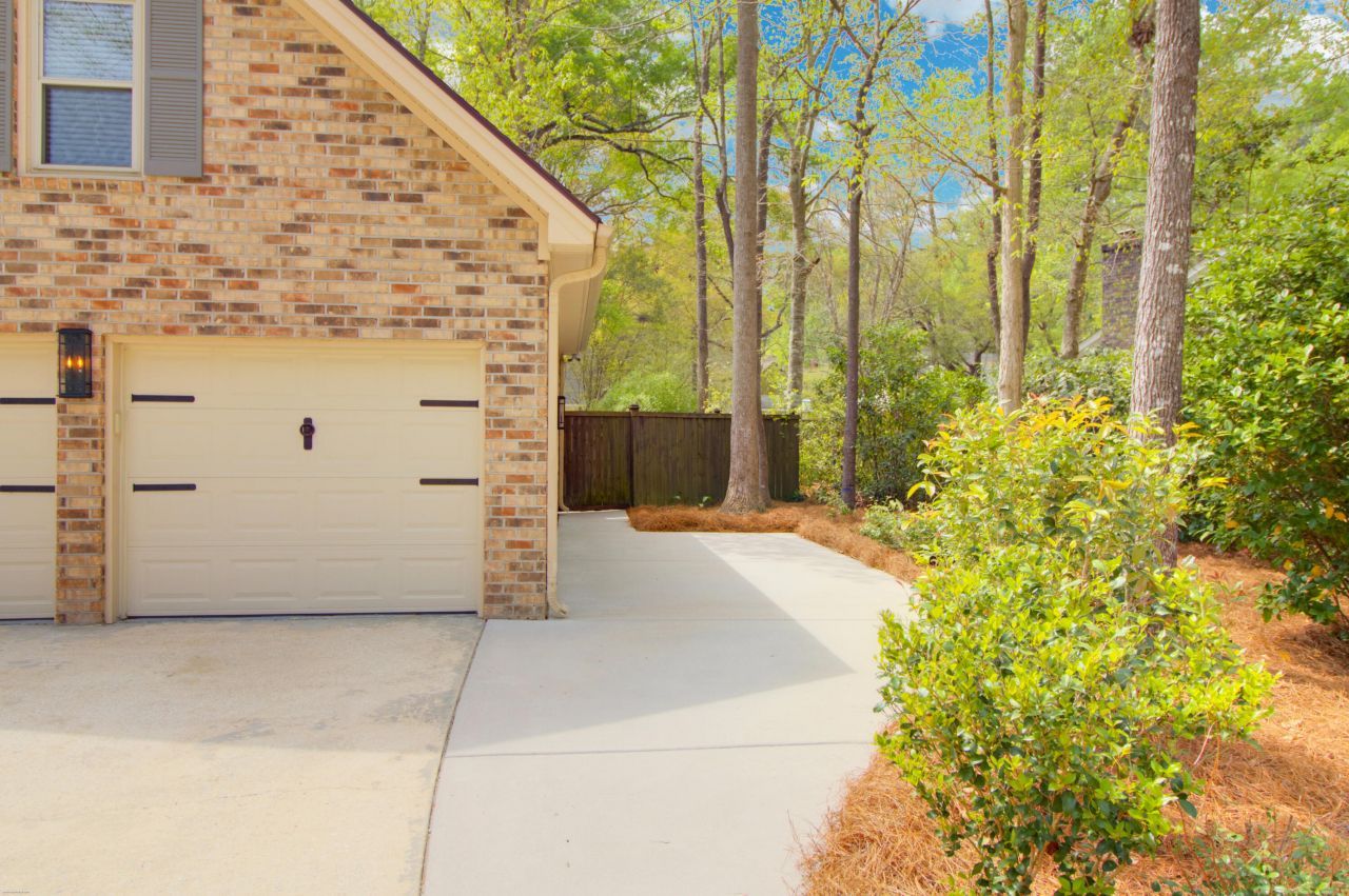 101 Huckleberry Lane Photo 43