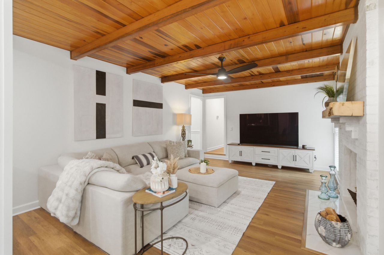 101 Huckleberry Lane Photo 5