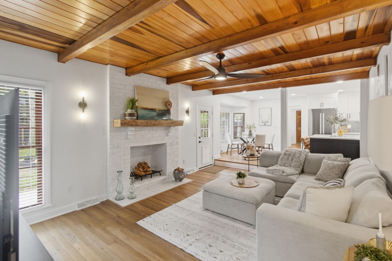 101 Huckleberry Lane Photo 6