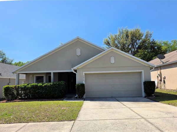 2076 NEWTOWN ROAD, GROVELAND, FL 34736