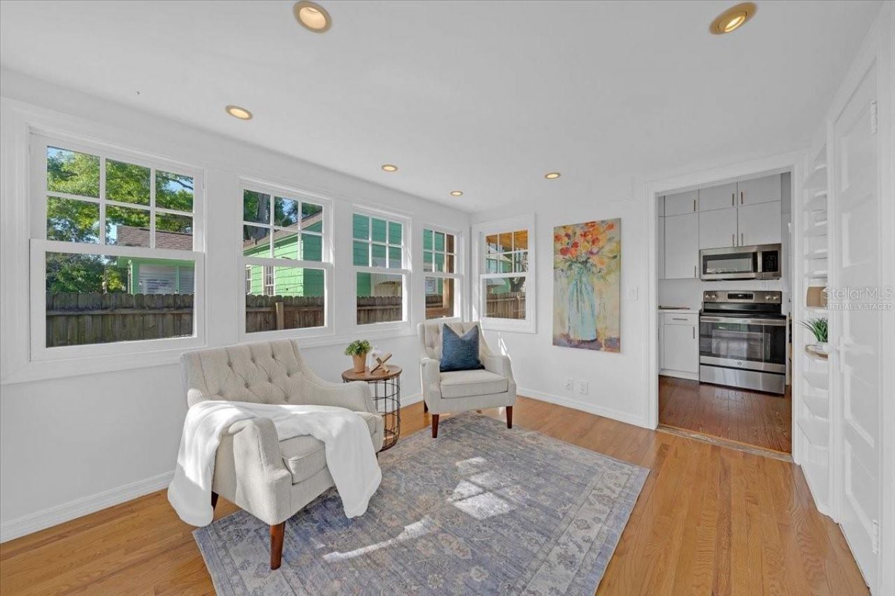 943 Queen Street N, Saint Petersburg, FL 33713 Photo