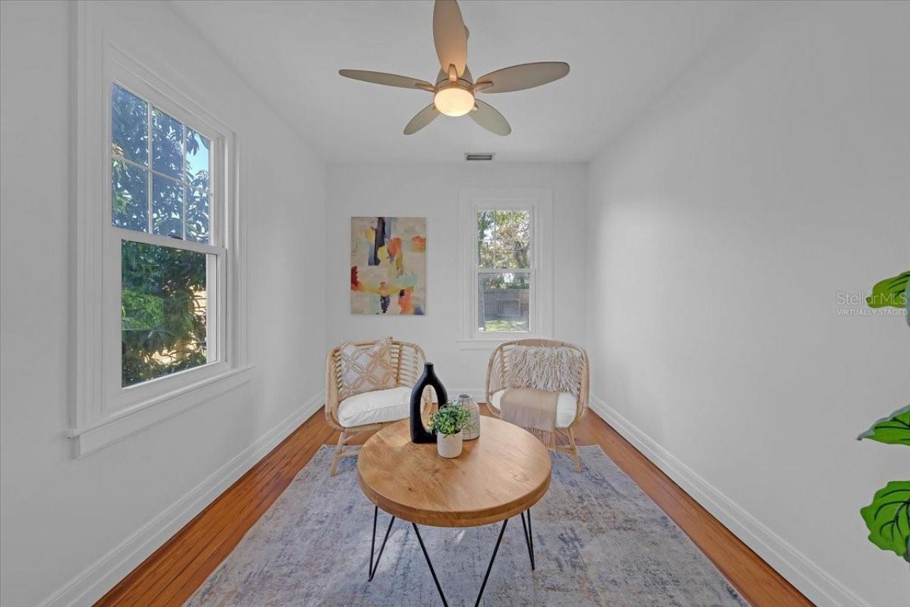 943 Queen Street N, Saint Petersburg, FL 33713 Photo