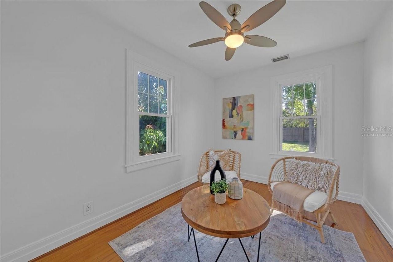 943 Queen Street N, Saint Petersburg, FL 33713 Photo