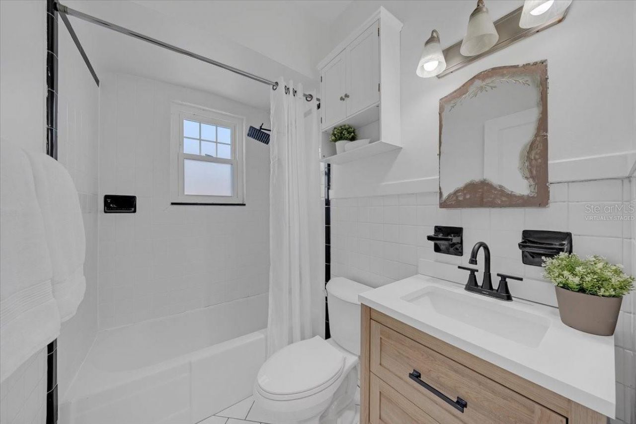 943 Queen Street N, Saint Petersburg, FL 33713 Photo