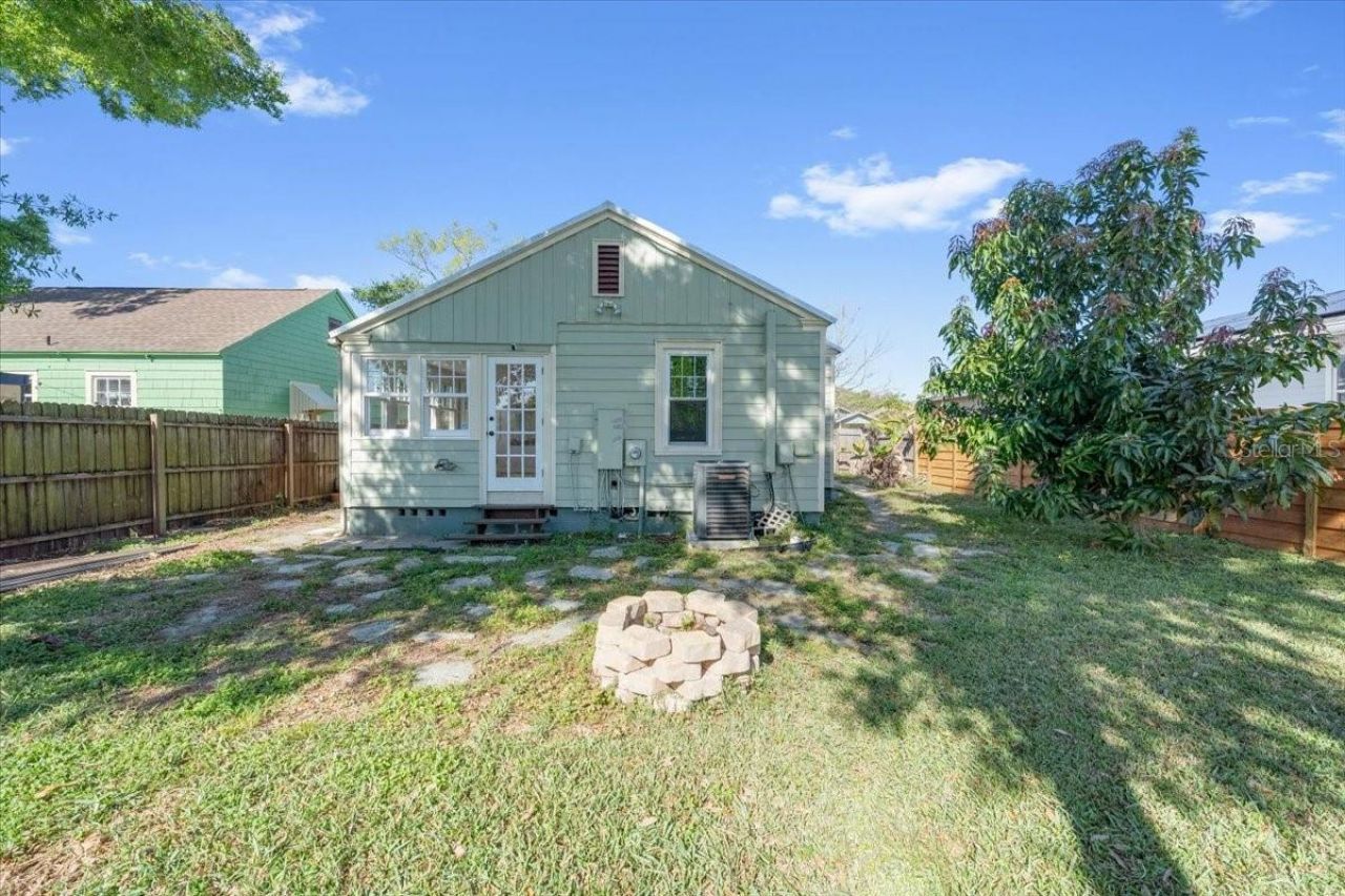 943 Queen Street N, Saint Petersburg, FL 33713 Photo