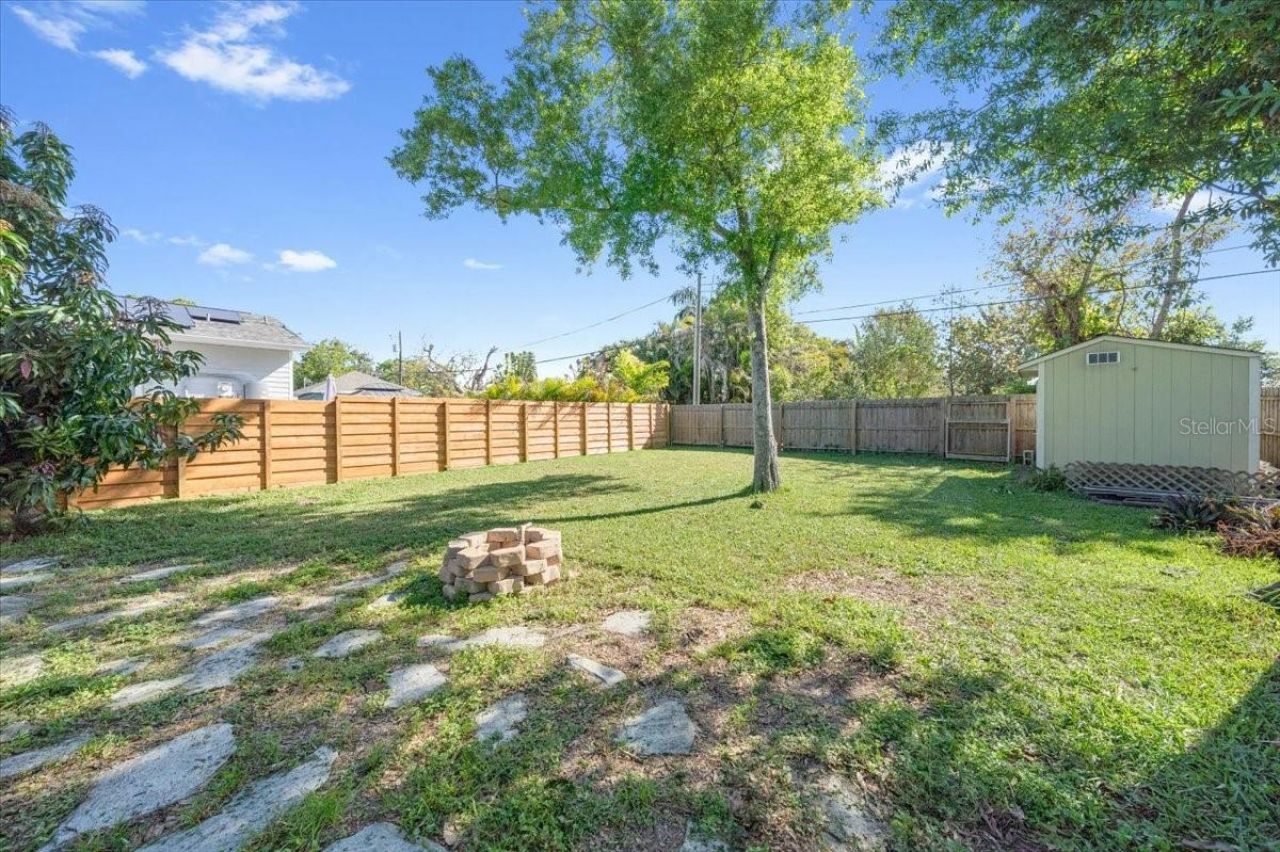 943 Queen Street N, Saint Petersburg, FL 33713 Photo