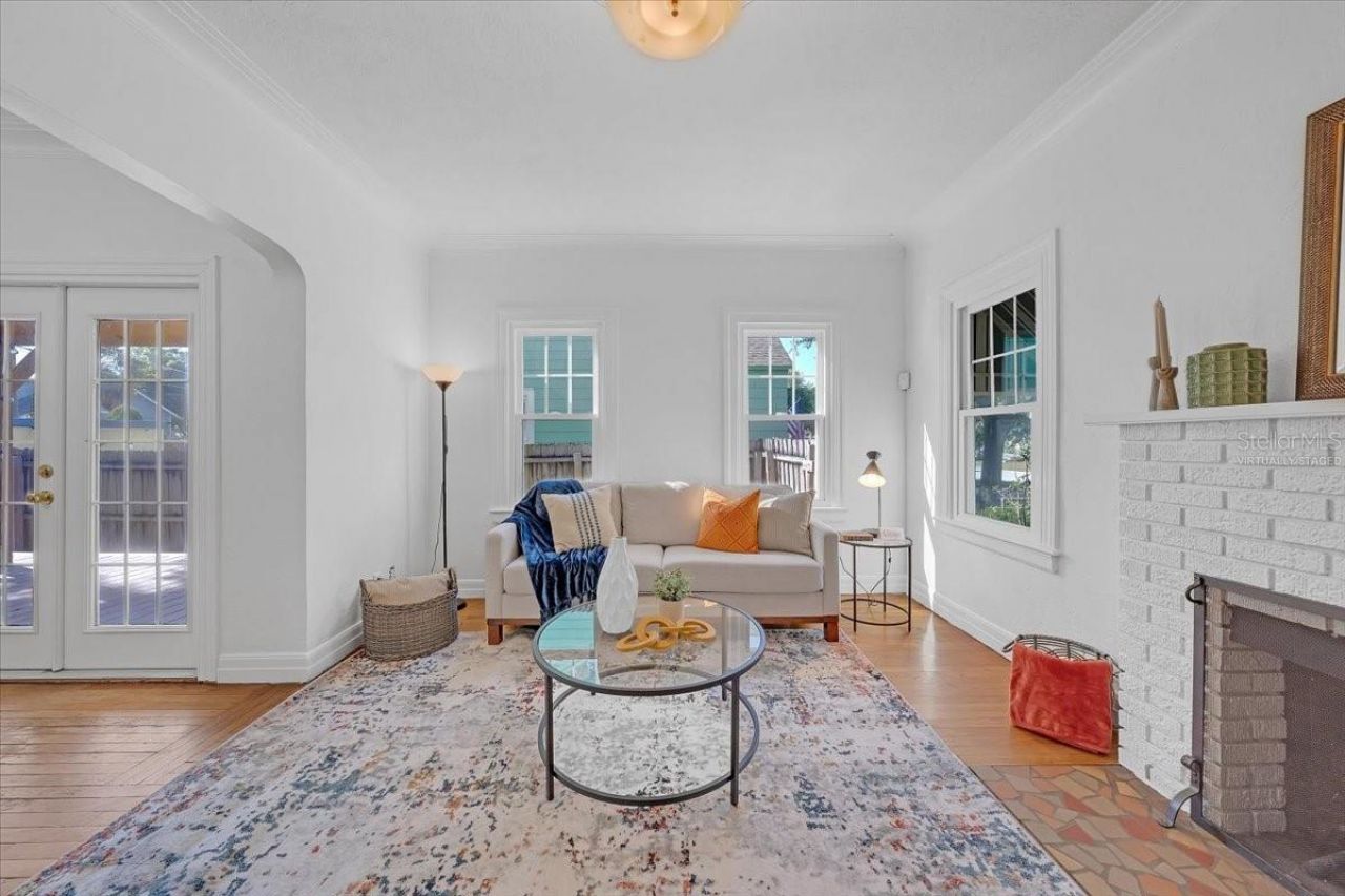 943 Queen Street N, Saint Petersburg, FL 33713 Photo