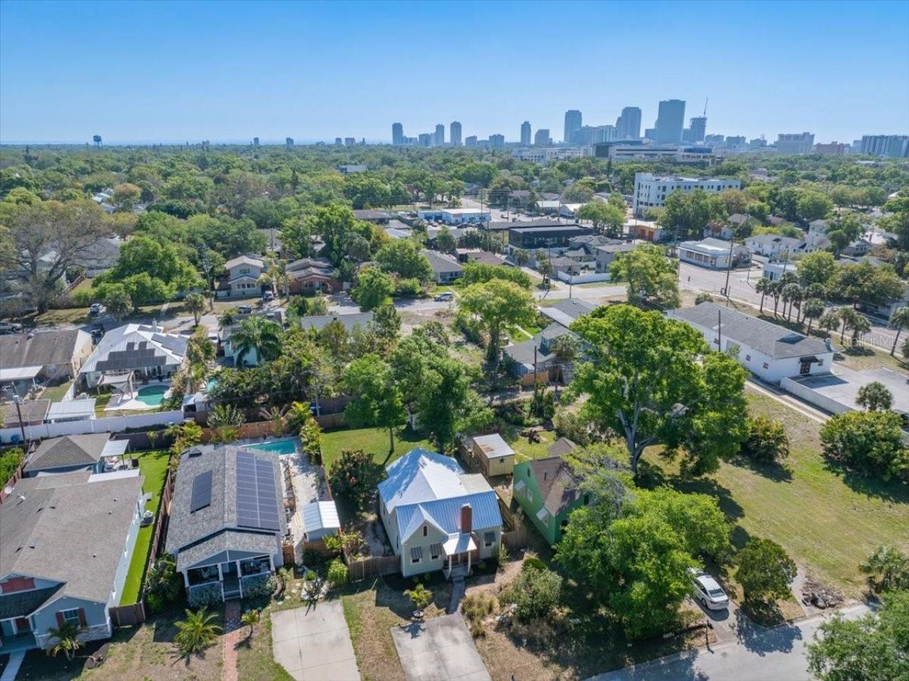 943 Queen Street N, Saint Petersburg, FL 33713 Photo