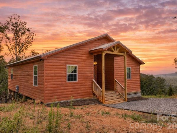 7025 Martin Lane , Morganton, NC 28655