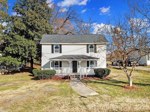 107 E Georgia Avenue , Bessemer City, NC 28016