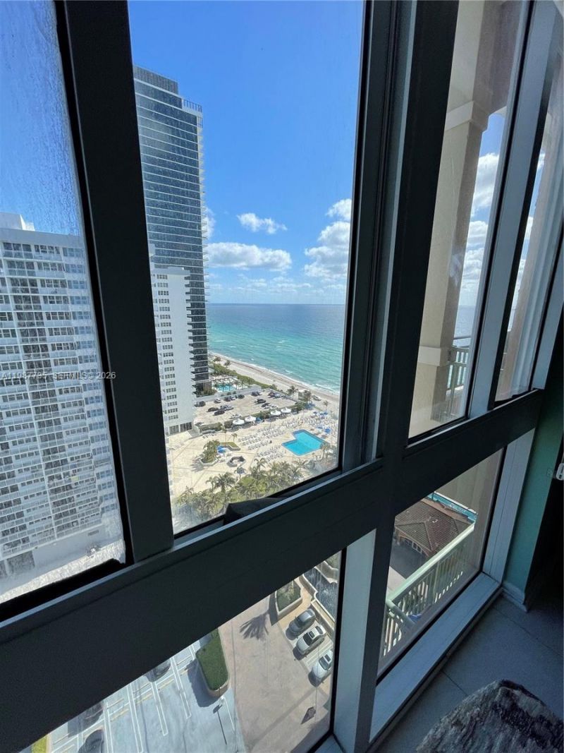 2080 S Ocean Dr , Unit PH4, Hallandale Beach, FL 33009 Photo