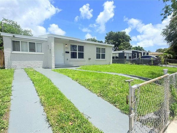 1411 NE 155th Ter, North Miami Beach, FL 33162