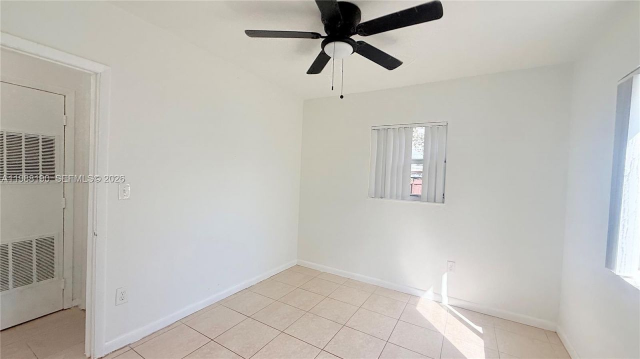 1411 NE 155th Ter, North Miami Beach, FL 33162 Photo