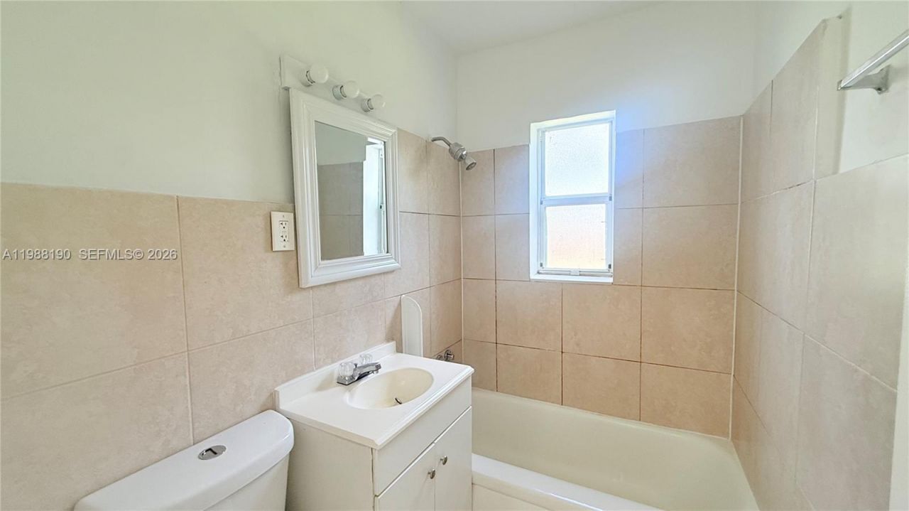1411 NE 155th Ter, Unit 1411, North Miami Beach, FL 33162 Photo