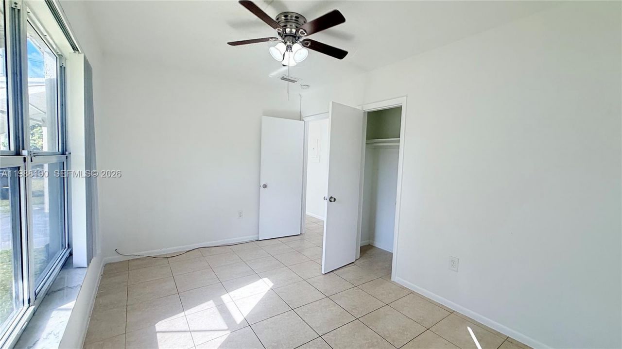 1411 NE 155th Ter, North Miami Beach, FL 33162 Photo