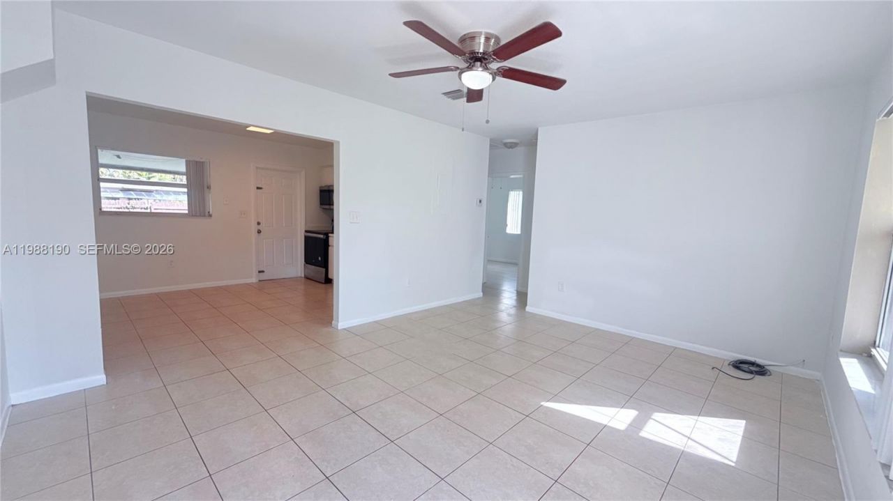 1411 NE 155th Ter , Unit 1411, North Miami Beach, FL 33162 Photo
